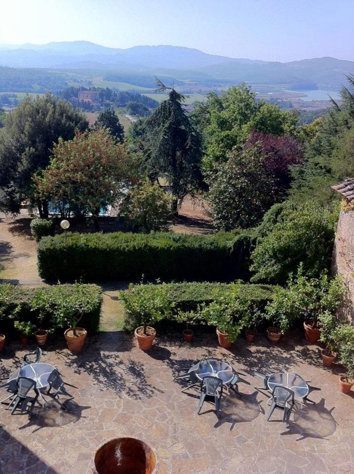 Agriturismo Il Palazzaccio Villa Galliano Eksteriør billede